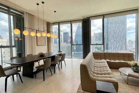 Condo in Bangkok, Thailand, 2 bedrooms  № 181199 - photo 4