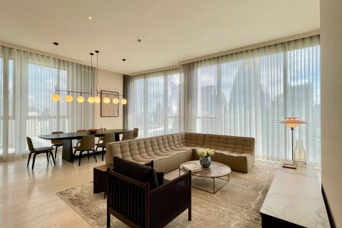 Condo in Bangkok, Thailand, 2 bedrooms  № 181199 - photo 3