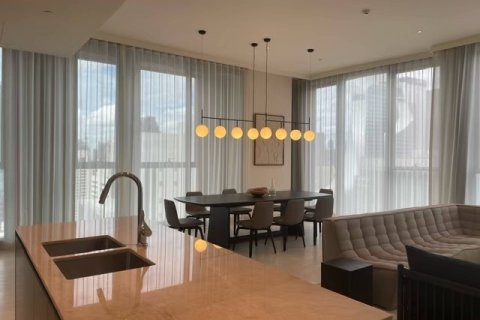 Condo in Bangkok, Thailand, 2 bedrooms  № 181199 - photo 8