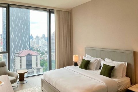 Condo in Bangkok, Thailand, 2 bedrooms  № 181199 - photo 13