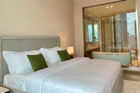 Condo in Bangkok, Thailand, 2 bedrooms  № 181199 - photo 19