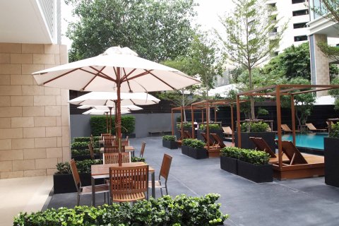 Condo in Bangkok, Thailand, 3 bedrooms  № 181202 - photo 28