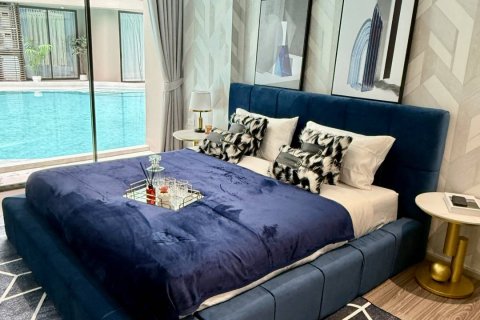 Condo in Bangkok, Thailand, 3 bedrooms  № 181200 - photo 22
