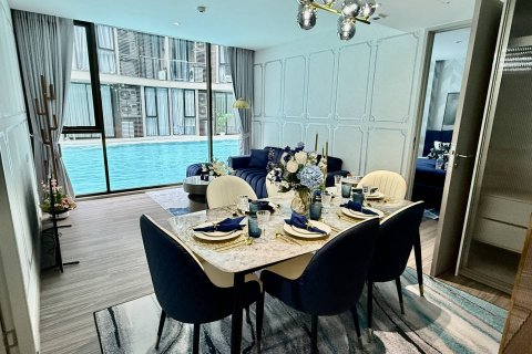 Condo in Bangkok, Thailand, 3 bedrooms  № 181200 - photo 5