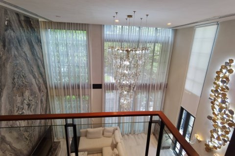House in Bangkok, Thailand 4 bedrooms № 181203 - photo 13