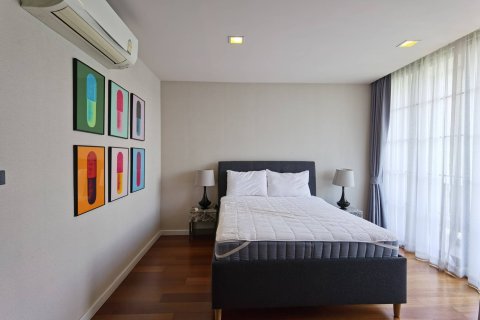House in Bangkok, Thailand 4 bedrooms № 181203 - photo 28