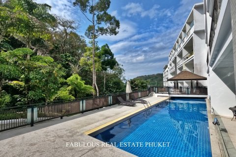 Condo in Kamala, Thailand, 2 bedrooms № 179767 - photo 3