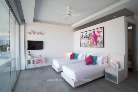 Villa in Patong, Thailand 5 bedrooms № 179763 - photo 8