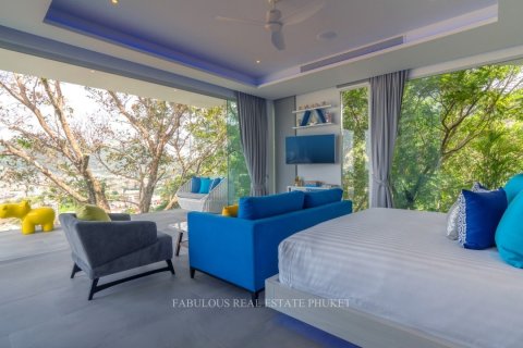 Villa in Patong, Thailand 5 bedrooms № 179763 - photo 25