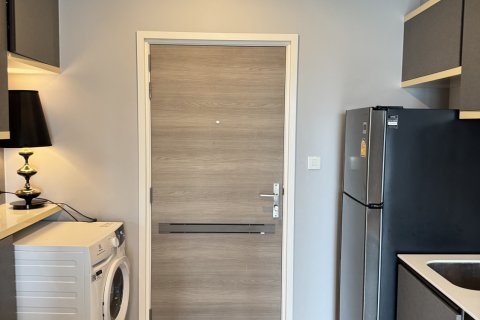 Студия в кондо в Банг-Кхо-Лаеме, Бангкок, Таиланд № 148626 - фото 9