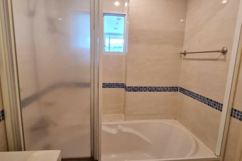 Студия в кондо в Ваттхане, Бангкок, Таиланд № 150025 - фото 5