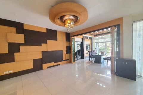 House in Huai Khwang, Bangkok, Thailand 5 bedrooms № 150026 - photo 8