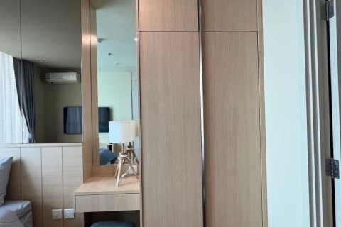 Condo à Watthana, Bangkok, Thaïlande, 2 chambres  № 173690 - photo 7