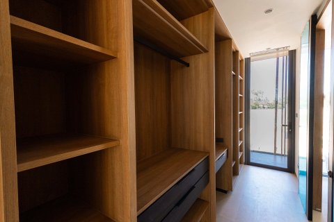 Villa in Phuket, Thailand 4 bedrooms № 173687 - photo 19