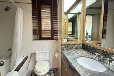 Condo in Khlong San, Bangkok, Thailand, 1 bedroom  № 161109 - photo 9