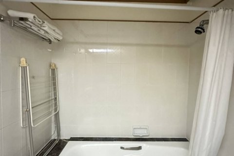 Condo in Khlong San, Bangkok, Thailand, 1 bedroom  № 161109 - photo 10