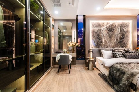 Condo à Dusit, Bangkok, Thaïlande, 3 chambres  № 161112 - photo 6