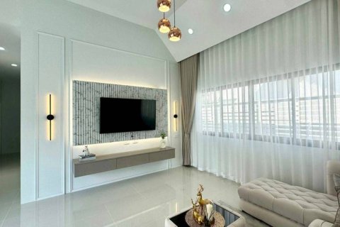 Вилла в Паттайе, Таиланд с 3 спальнями  № 161107 - фото 4