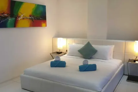 Condo in Phuket, Thailand, 2 bedrooms  № 155128 - photo 4