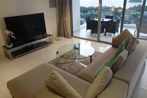 Condo in Phuket, Thailand, 2 bedrooms  № 155128 - photo 10