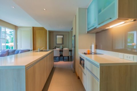 Condo in Hua Hin, Thailand, 2 bedrooms  № 168463 - photo 4