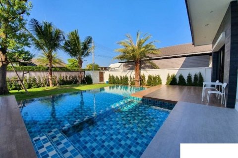 Villa à Hua Hin, Thaïlande 4 chambres № 168465 - photo 4