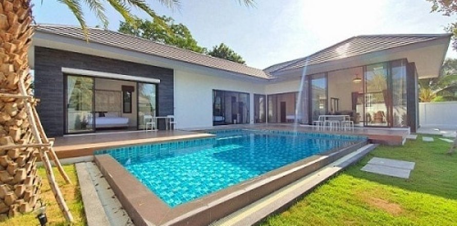 Villa à Hua Hin, Thaïlande 4 chambres № 168465