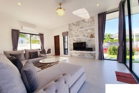 Villa à Hua Hin, Thaïlande 4 chambres № 168465 - photo 6