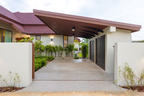 Villa in Hua Hin, Thailand 3 bedrooms № 168464 - photo 24