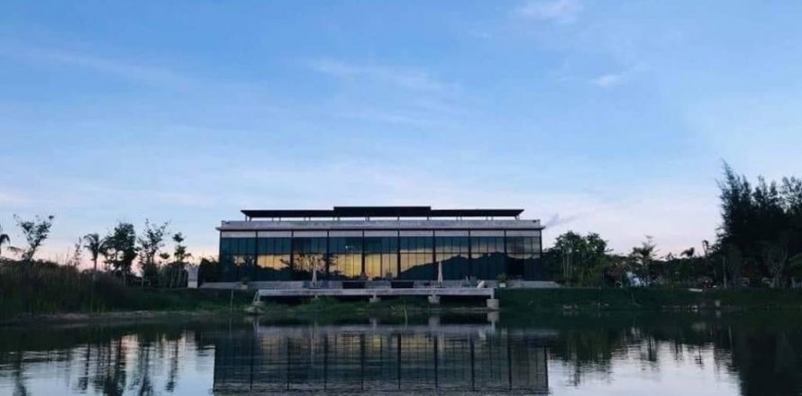 Villa à Hua Hin, Thaïlande 4 chambres № 134516