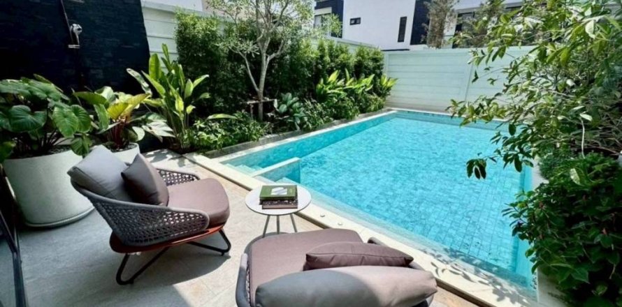 Villa à Pattaya, Thaïlande 5 chambres № 134511