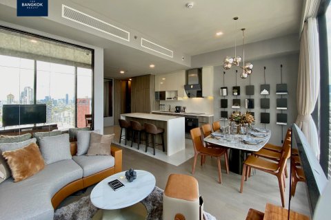 Condo in Khlong Toei, Bangkok, Thailand, 3 bedrooms  № 133726 - photo 2