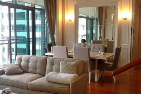 Condo in Watthana, Bangkok, Thailand, 3 bedrooms № 133728 - photo 2