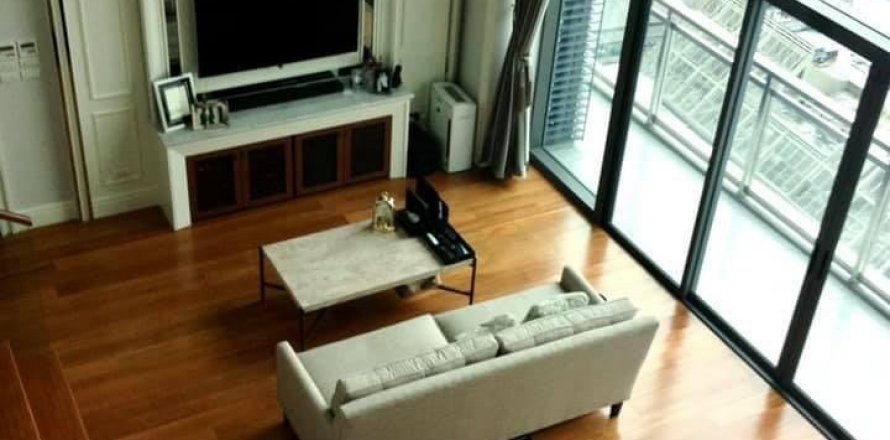 Condo in Watthana, Bangkok, Thailand, 3 bedrooms № 133728