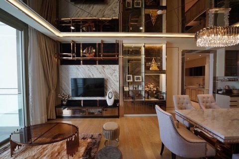 Кондоминиум с 2 спальнями в Кхлонг Сане, Бангкок, Таиланд № 133727 - фото 2