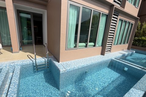 Studio in the Condo in Kathu, Thailand  № 141369