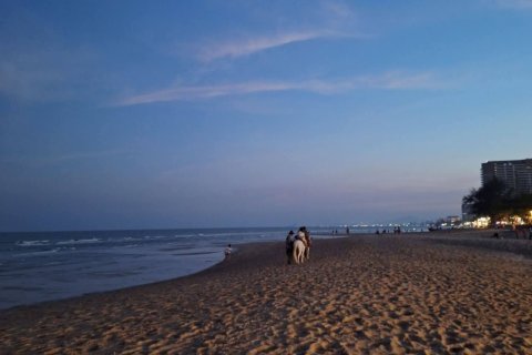 Кондоминиум с 2 спальнями в Ча-аме, Таиланд № 167493 - фото 11