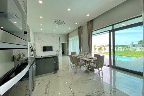 Haus in Pattaya, Thailand 3 Schlafzimmer № 223035 - Foto 5