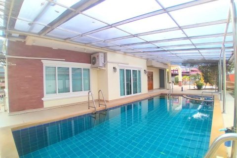 Haus in Pattaya, Thailand 4 Schlafzimmer № 223034