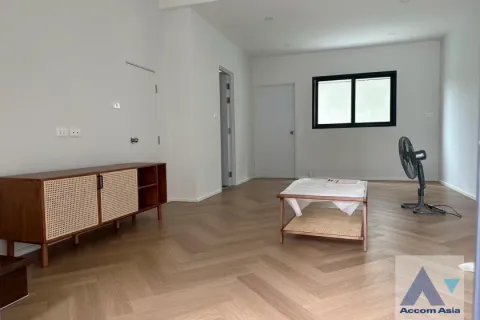 Townhouse in Prawet, Bangkok, Thailand 3 bedrooms № 214516 - photo 5