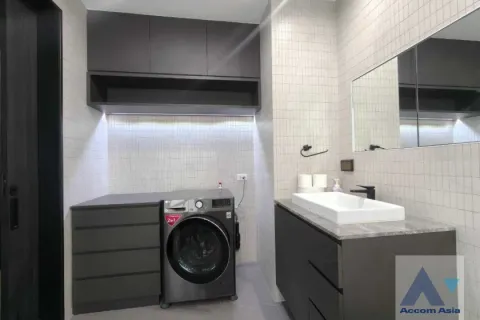 Condominio de 2 dormitorios en Pathum Wan, Bangkok, Tailandia № 214517 - foto 9