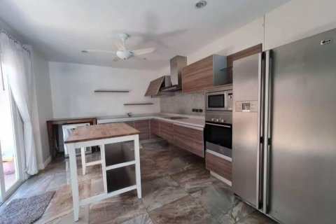 Вилла в Паттайе, Таиланд с 4 спальнями  № 145776 - фото 4