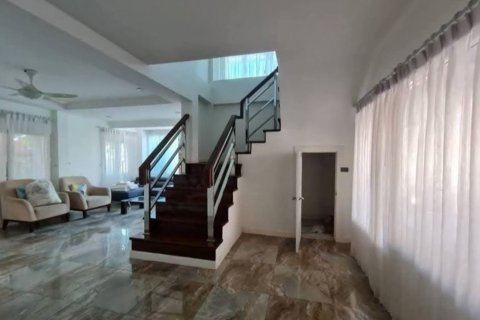 Вилла в Паттайе, Таиланд с 4 спальнями  № 145776 - фото 10