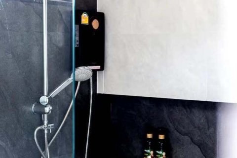 Townhouse in Phuket, Thailand 2 bedrooms № 147609 - photo 17