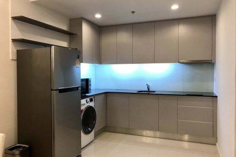 Condo in Watthana, Bangkok, Thailand, 2 bedrooms № 147607 - photo 4