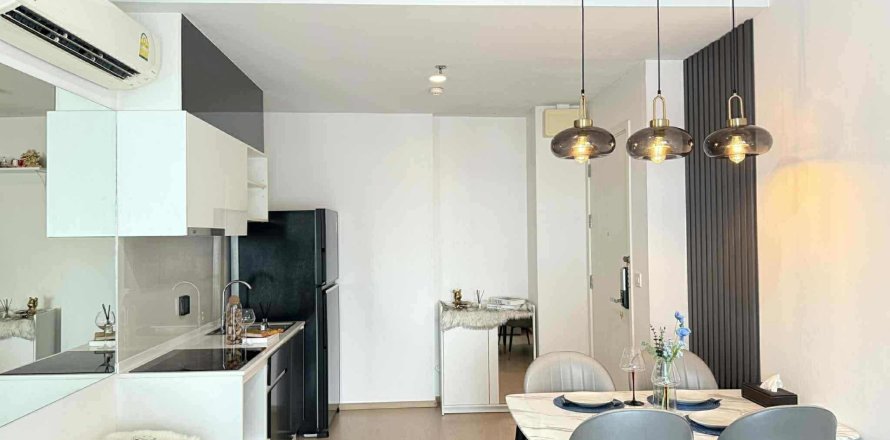 Condo in Suan Luang, Bangkok, Thailand, 2 bedrooms  № 147603