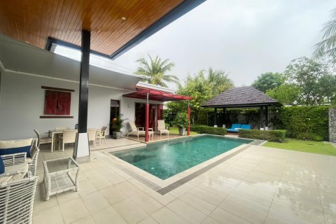 Villa in Phuket, Thailand 4 bedrooms № 147604 - photo 11