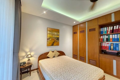 Villa in Phuket, Thailand 4 bedrooms № 147604 - photo 29