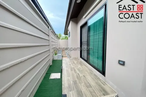 Casa de 3 dormitorios en Pattaya, Tailandia № 213413 - foto 11