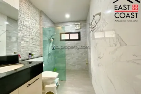 Casa de 3 dormitorios en Pattaya, Tailandia № 213413 - foto 30